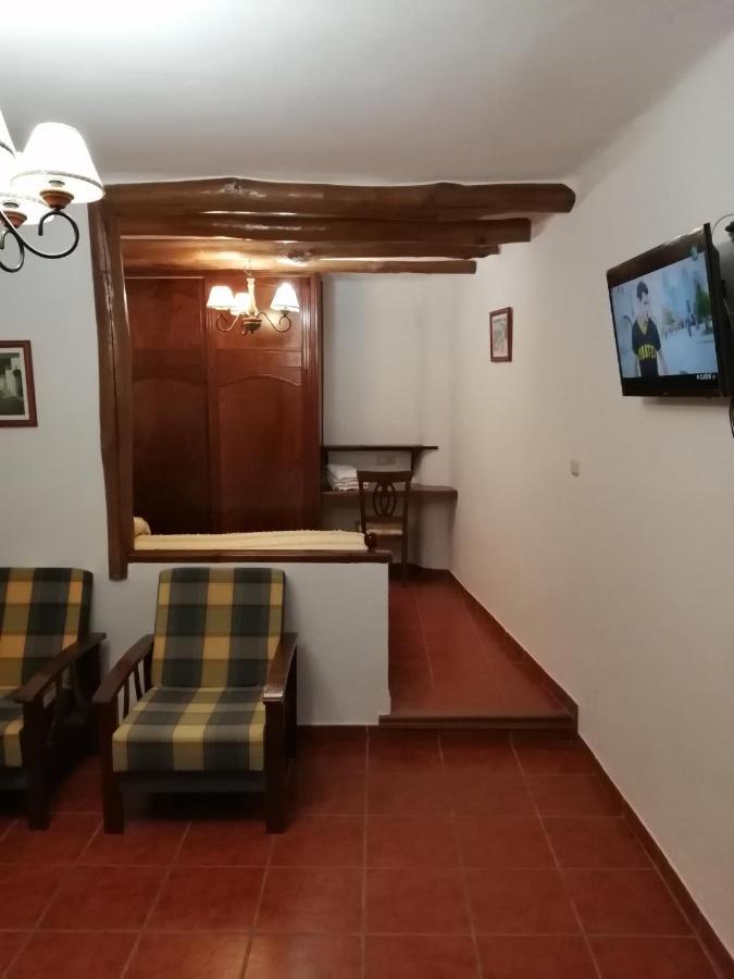 Hostal Ruta De Las Nieves Capileira Kültér fotó