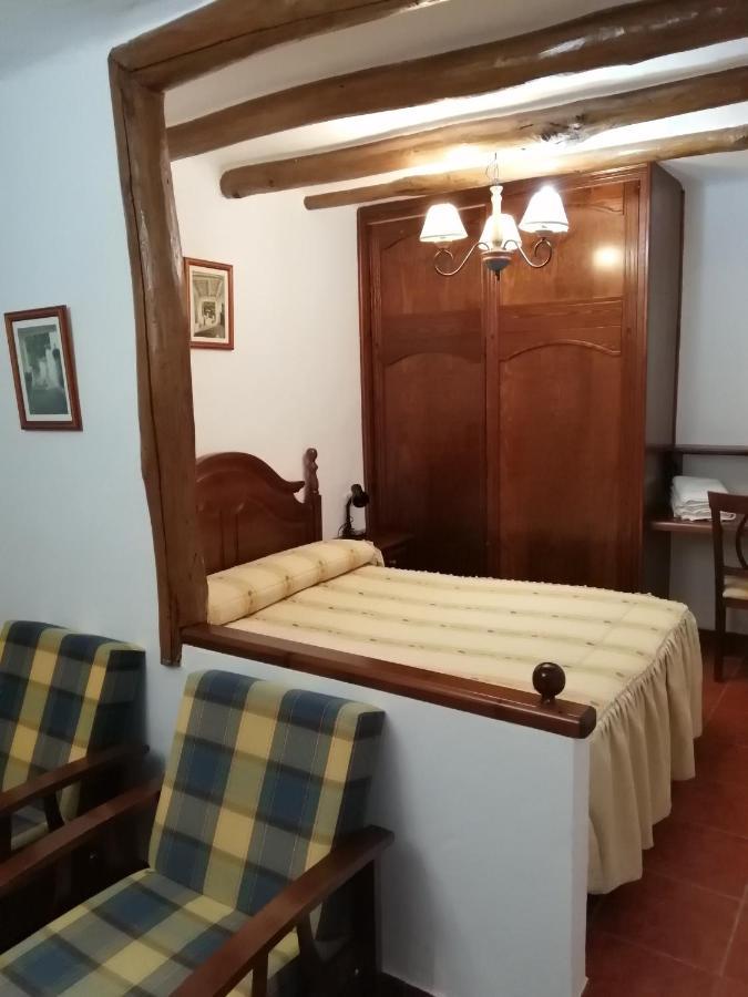 Hostal Ruta De Las Nieves Capileira Kültér fotó