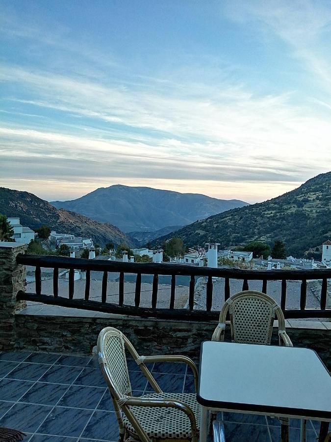 Hostal Ruta De Las Nieves Capileira Kültér fotó