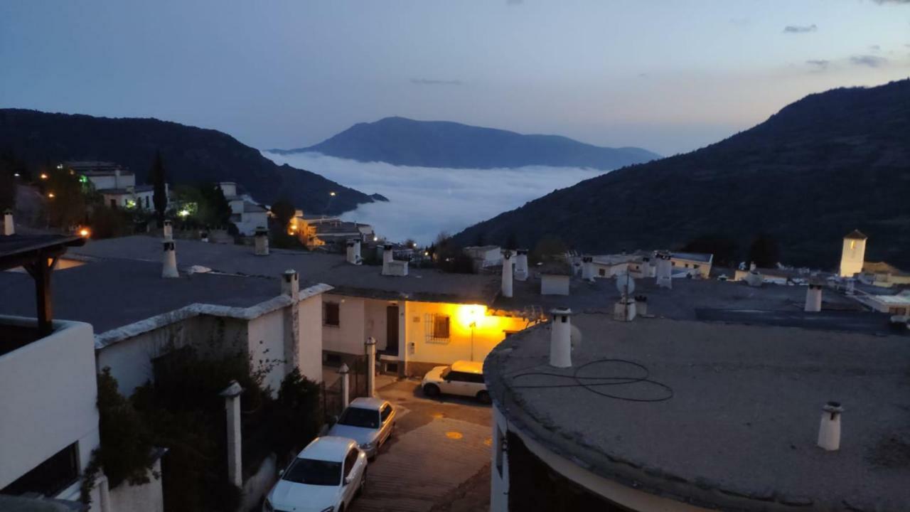 Hostal Ruta De Las Nieves Capileira Kültér fotó